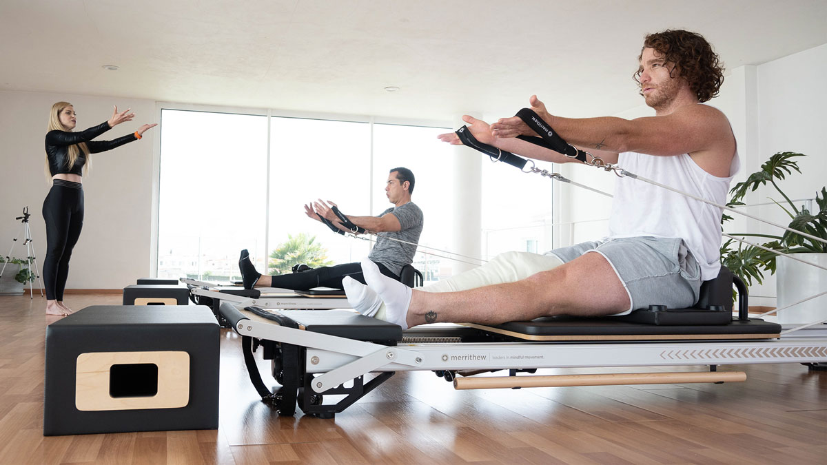 rgs-fitness-Reformer-ejercicio-para-hombres